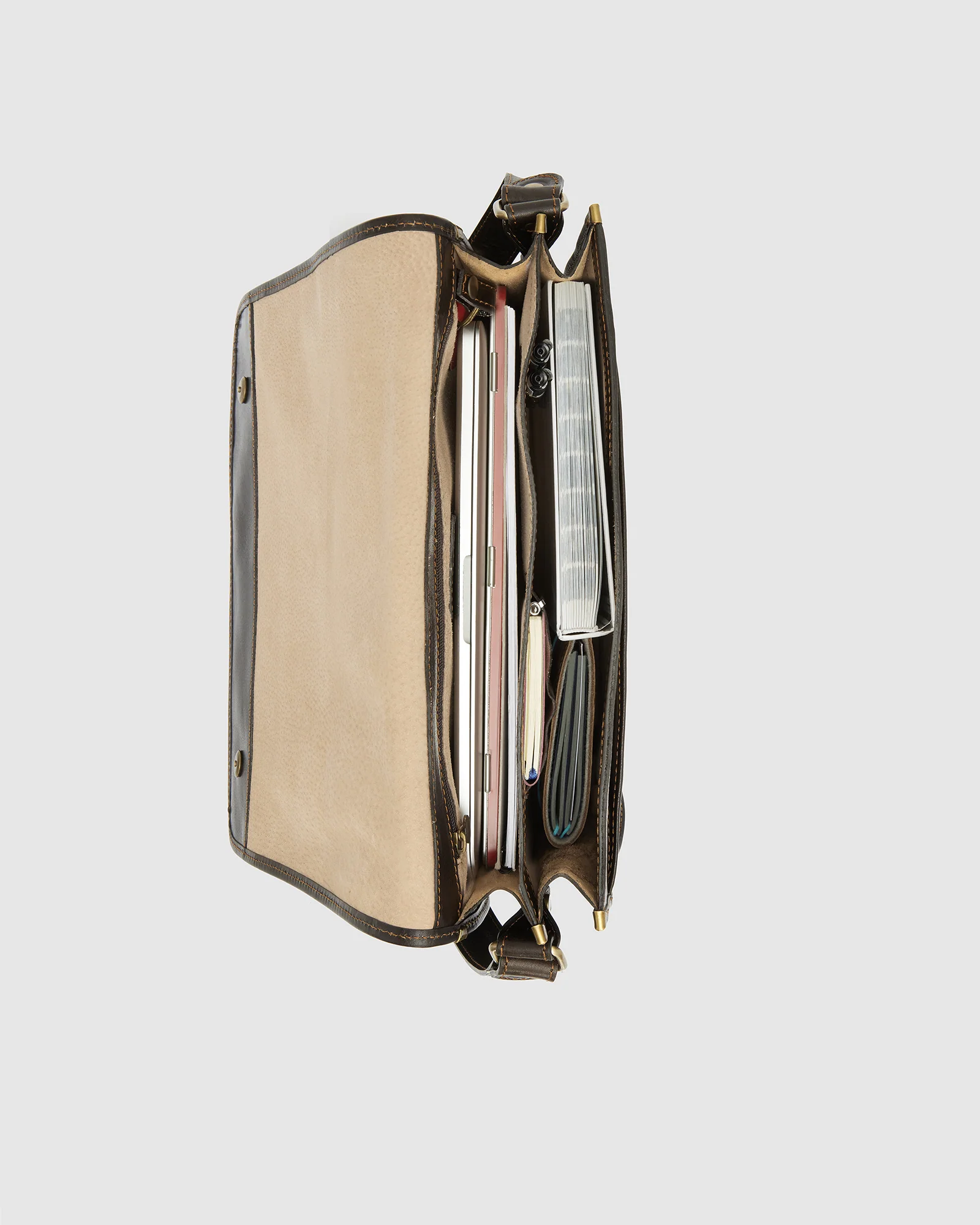 Nero Moro - 15" Leather Messenger Bag - Image 9